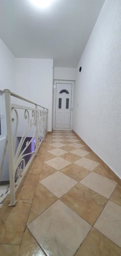 Апартаменты kurt apartaments Улцинь-6