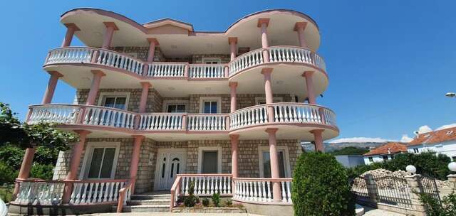 Апартаменты kurt apartaments Улцинь-8